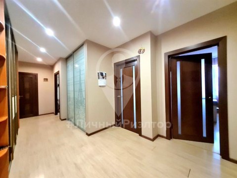 3-к квартира, 8/15 эт., 87м²