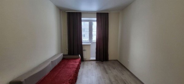 1-к квартира, 2/4 эт., 37м²