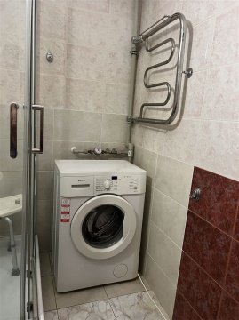 2-к квартира, 4/5 эт., 56м²