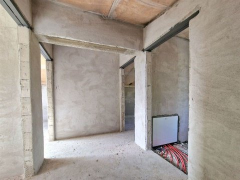 Дом 113м², участок 9 сот.