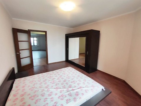 3-к квартира, 8/10 эт., 89м²